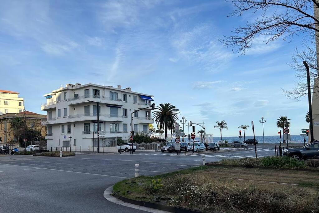 Magnifique Studio Au Bord De Mer Nice Eksteriør billede